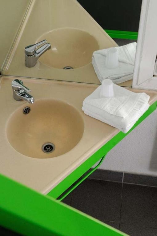 Lemon Hotel - Mery Sur Oise/Cergy Cameră foto